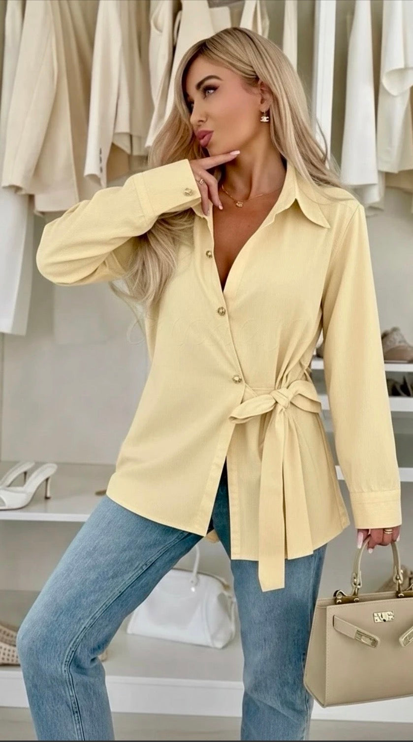 Belted wrap blouse geel dames maat 38-44 – zomerse elegante top | By Jule Sieraden