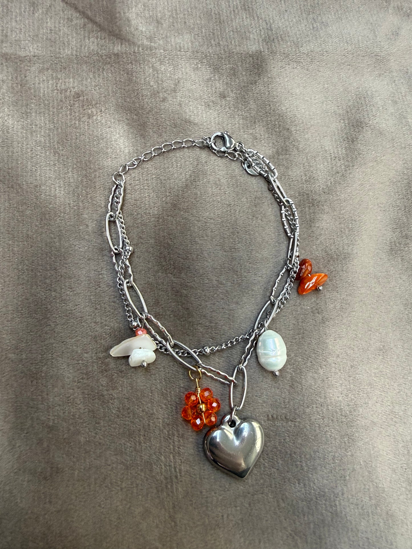 Zilverkleurige Bedel Armband Met Hartje & Kralen Stainless Steel 17-21 cm