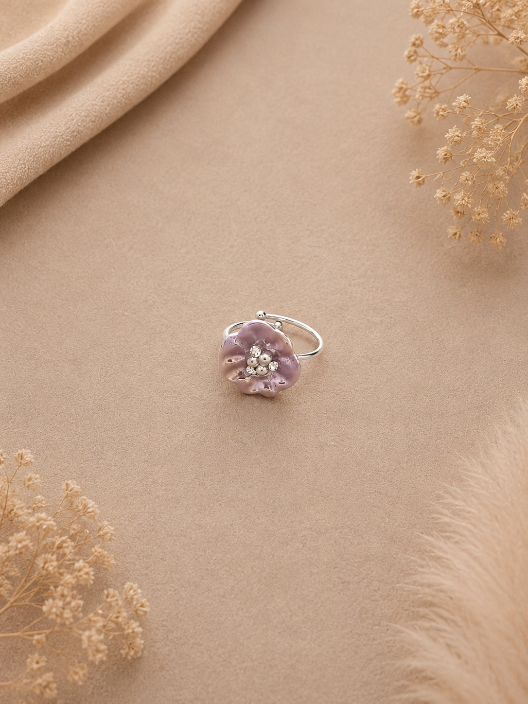 Stainless Steel Lila Bloem Ring Verstelbaar Zilverkleurig | By Jule Sieraden