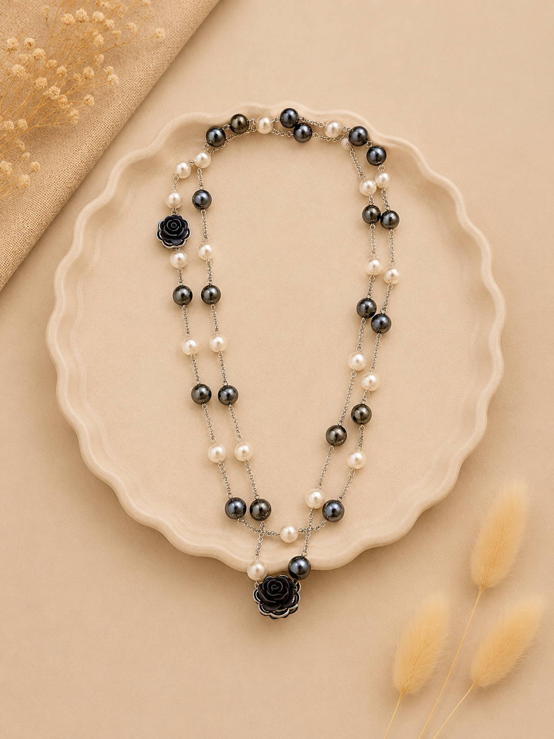 Lange Parelketting met Roos Hanger | By Jule Sieraden