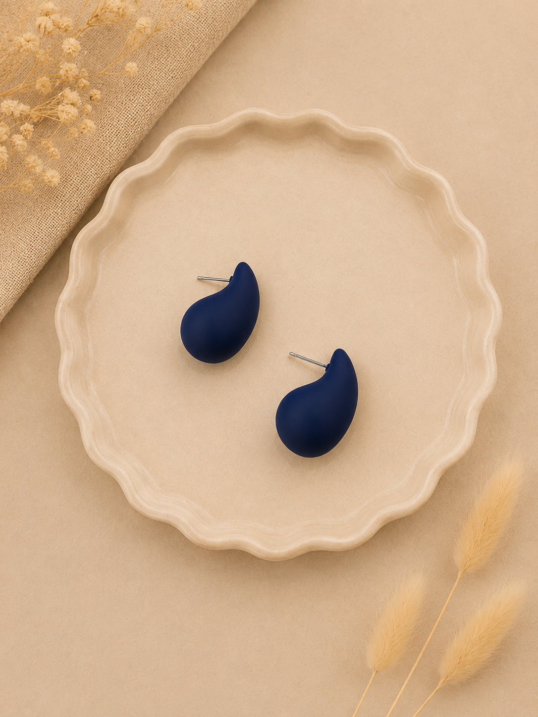 Blauwe Druppel Oorbellen 3 cm | By Jule Sieraden