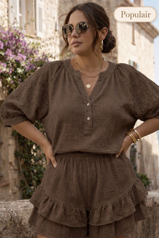 Zomerse Ibiza Set Bruin – Luchtige Blouse & Ruffle Short – One Size (42-48)