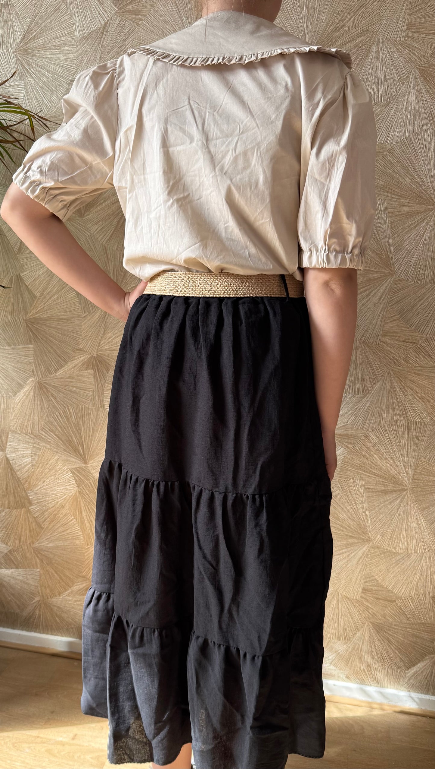 Lange zomer rok zwart – elastische taille met riem – one size (38-48)