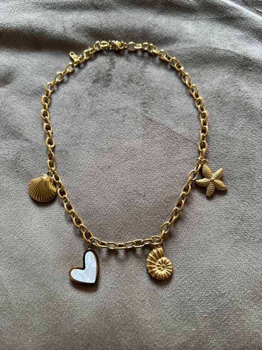 Bedel Ketting met Schelp & Zeester – Charm Ketting Goudkleurig Stainless Steel
