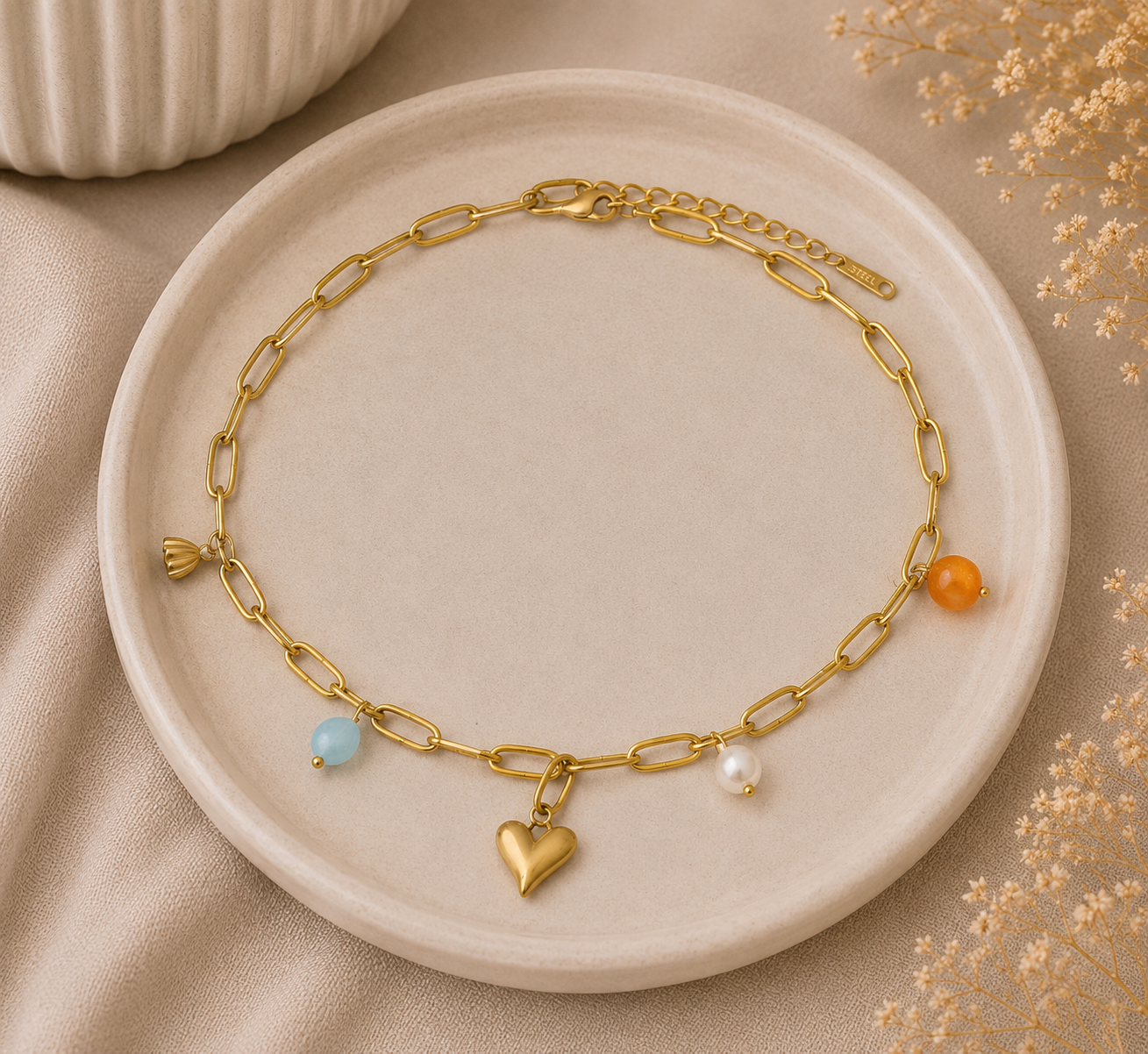 Stainless Steel Hart Ketting Goudkleurig 40-45 cm | By Jule Sieraden