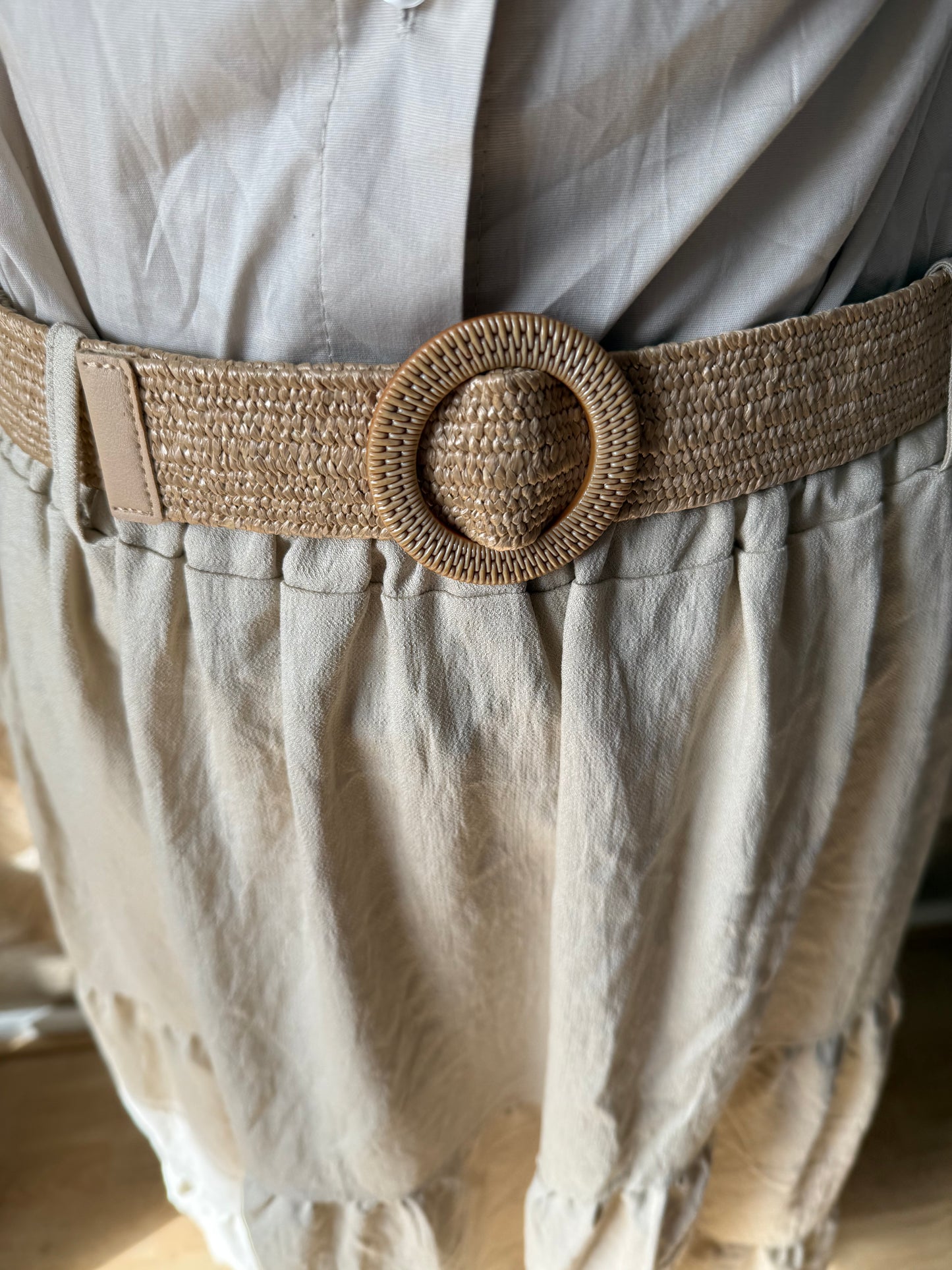 Lange zomer rok beige – elastische taille met riem – one size (38-48)