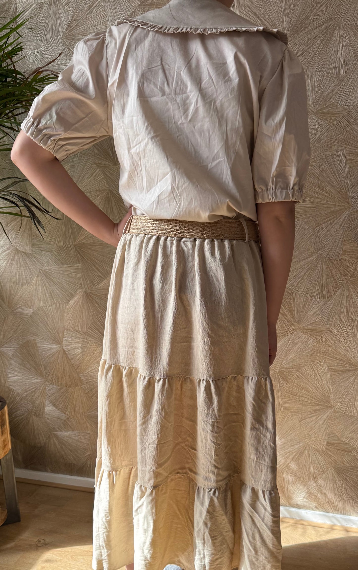 Lange zomer rok beige – elastische taille met riem – one size (38-48)