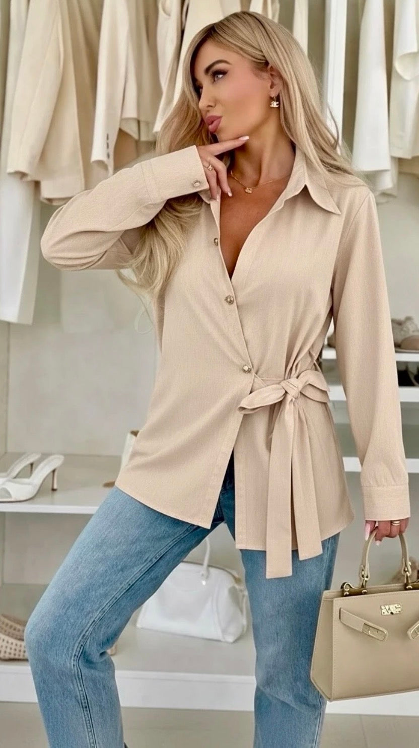 Belted wrap blouse beige dames maat 38-44 – elegante top met tailleband | By Jule Sieraden
