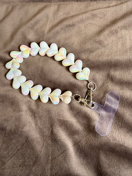 Telefoonketting Hartjes Wit Parelmoer| By Jule Sieraden