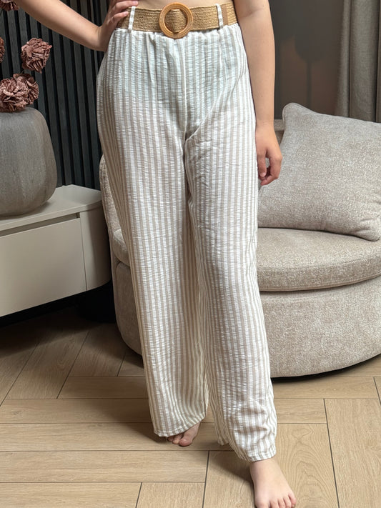 Beige gestreepte wide leg broek dames met riem (maat 38-44) – lichte zomer broek | By Jule Sieraden