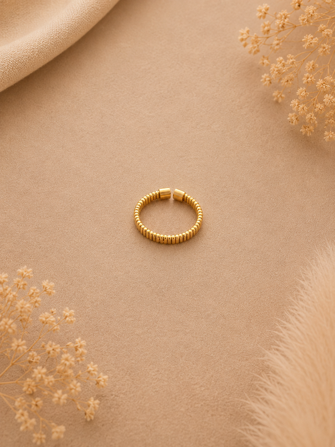 Stainless Steel Minimalistische Ring Verstelbaar Goudkleurig | By Jule Sieraden