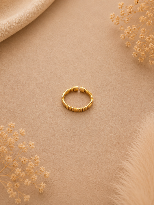 Stainless Steel Minimalistische Ring Verstelbaar Goudkleurig | By Jule Sieraden