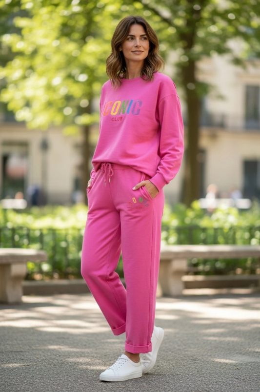 Felroze comfy set dames ICONIC CLUB – lounge set jogging pak – opvallende roze set 40-48