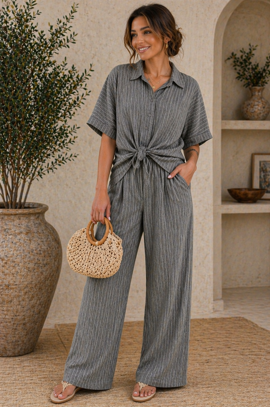 Luchtige dames set grijs maat 36-40 – stijlvolle gestreepte set | By Jule Sieraden